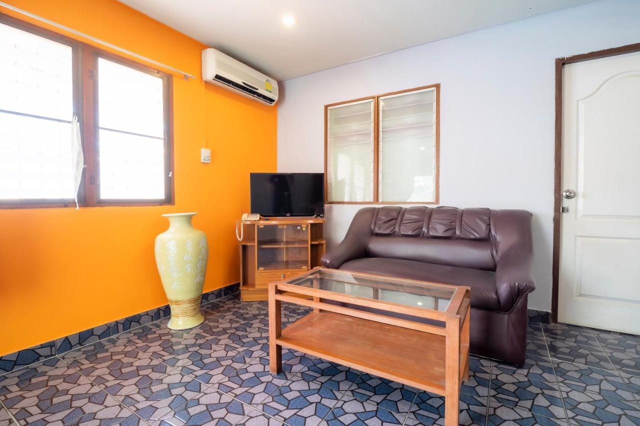 Oyo 663 Green Beach Room Pattaya Extérieur photo